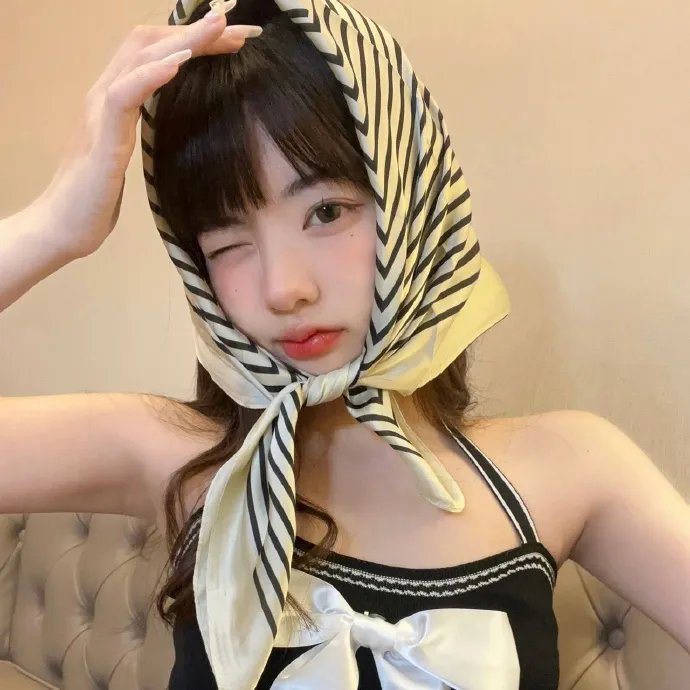 消逝于黑暗中